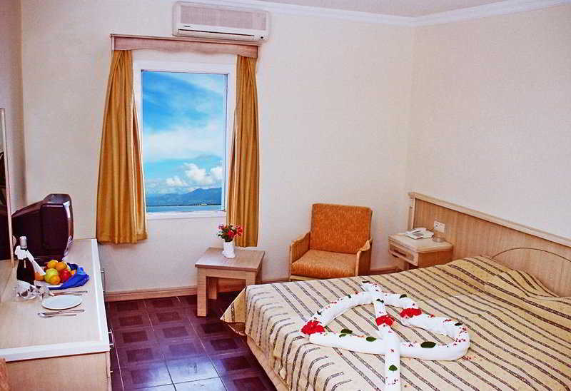 Chronos Beach Akyarlar Turgutreis Exterior foto